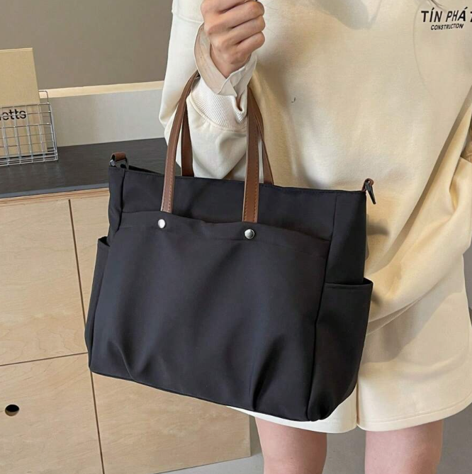 Baumont Montclair Luxury Handbag