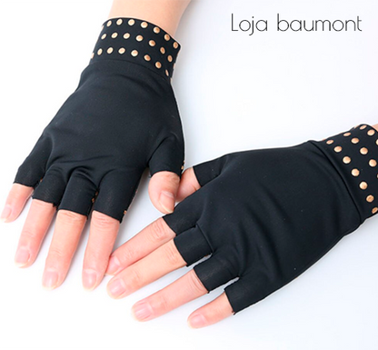 Baumont Magnetic Therapy Gloves